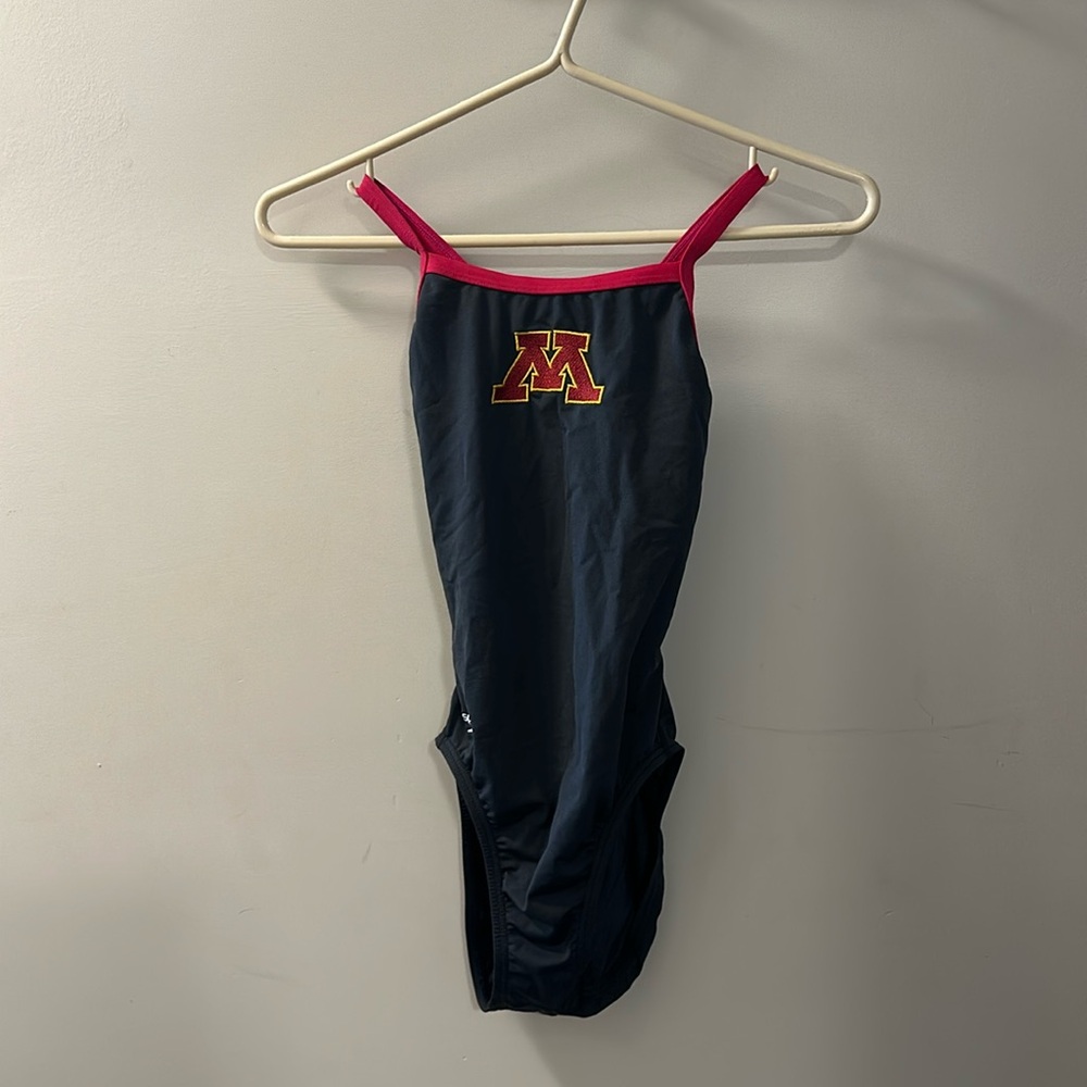 Minnesota gophers Speedo endurance training suit